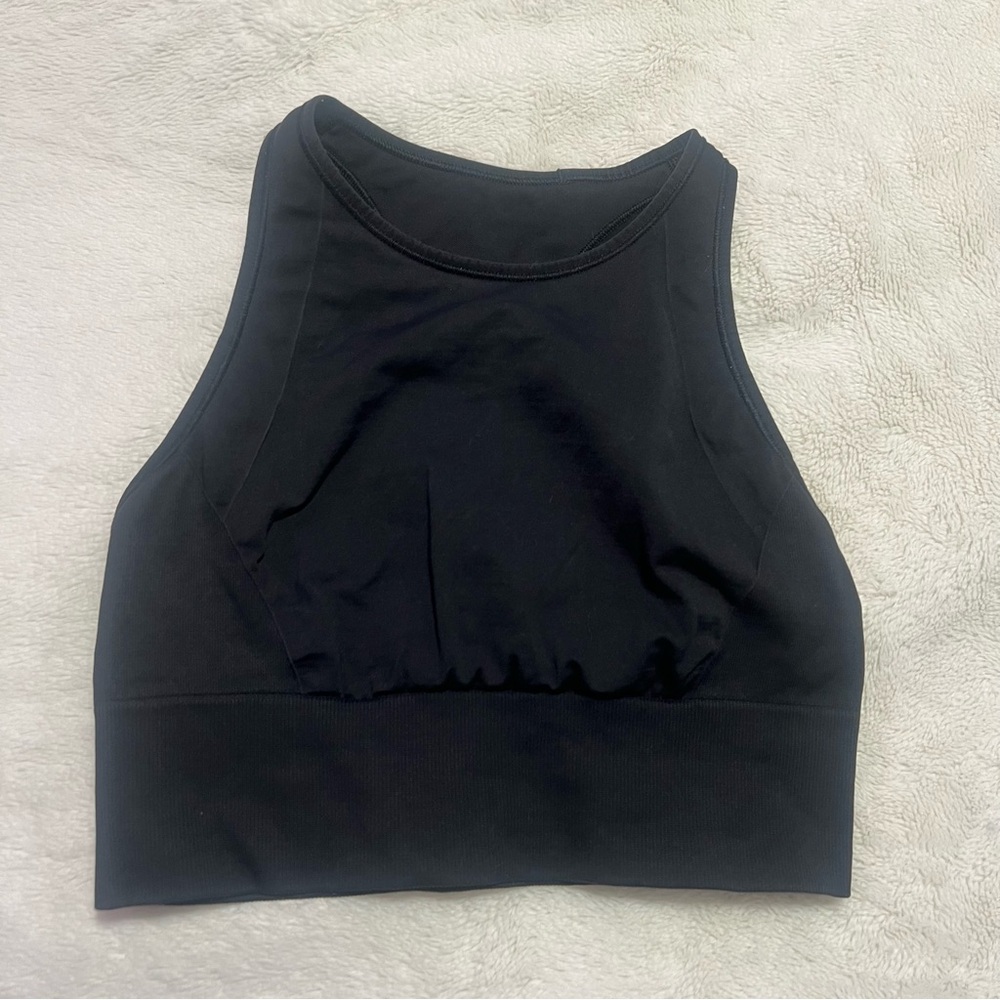 Black Lululemon Crop Top